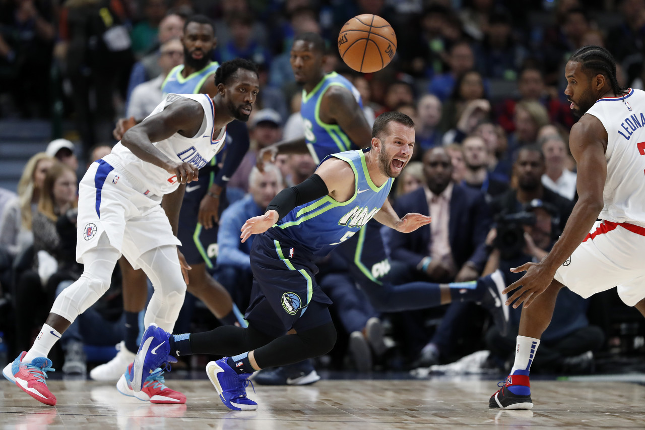 巴里亚盘点最难防球员：艾弗森 罗斯 库里 科比 詹姆斯